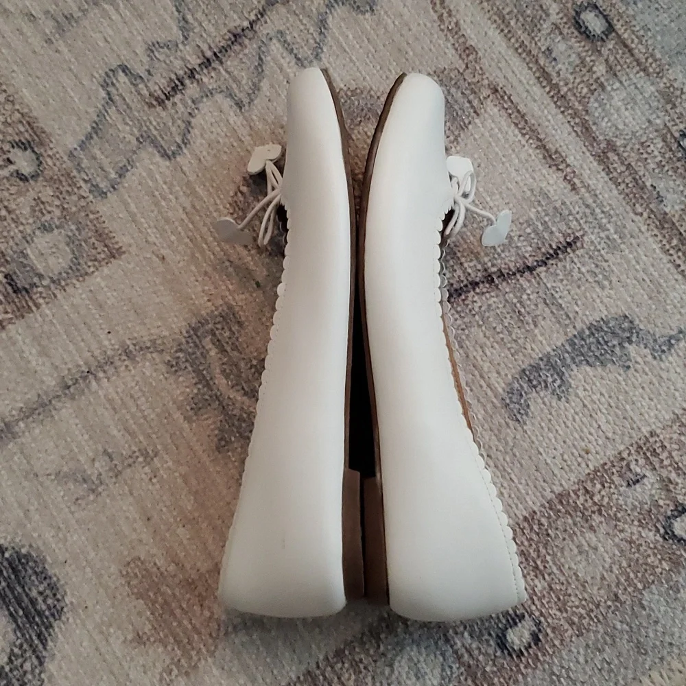 Elephantito Girls Scalloped Ballerina Flats Slip-on Shoes White Sz3